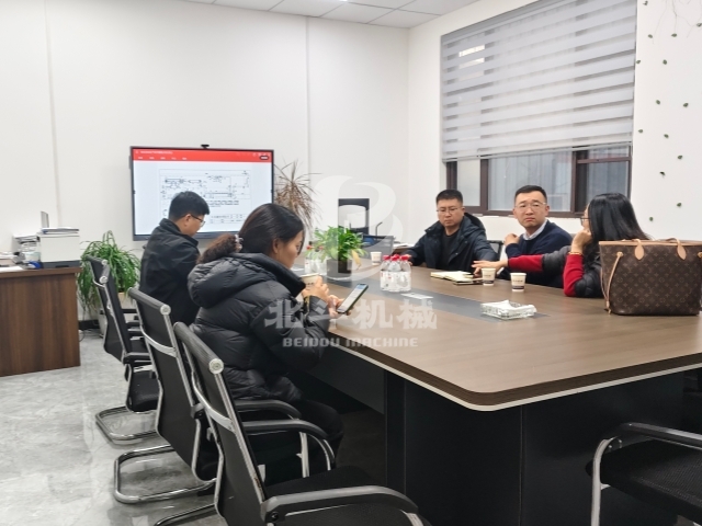 炭化爐業(yè)務(wù)再迎新機(jī),與客戶面對面溝通